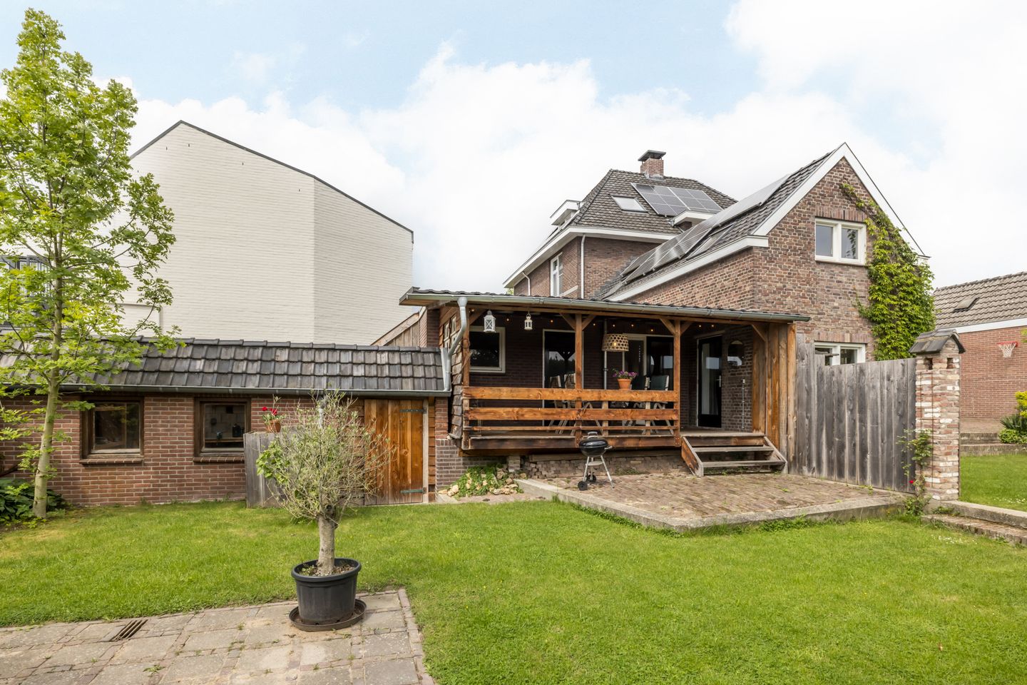 Photo 59 of Wilhelminastraat 17