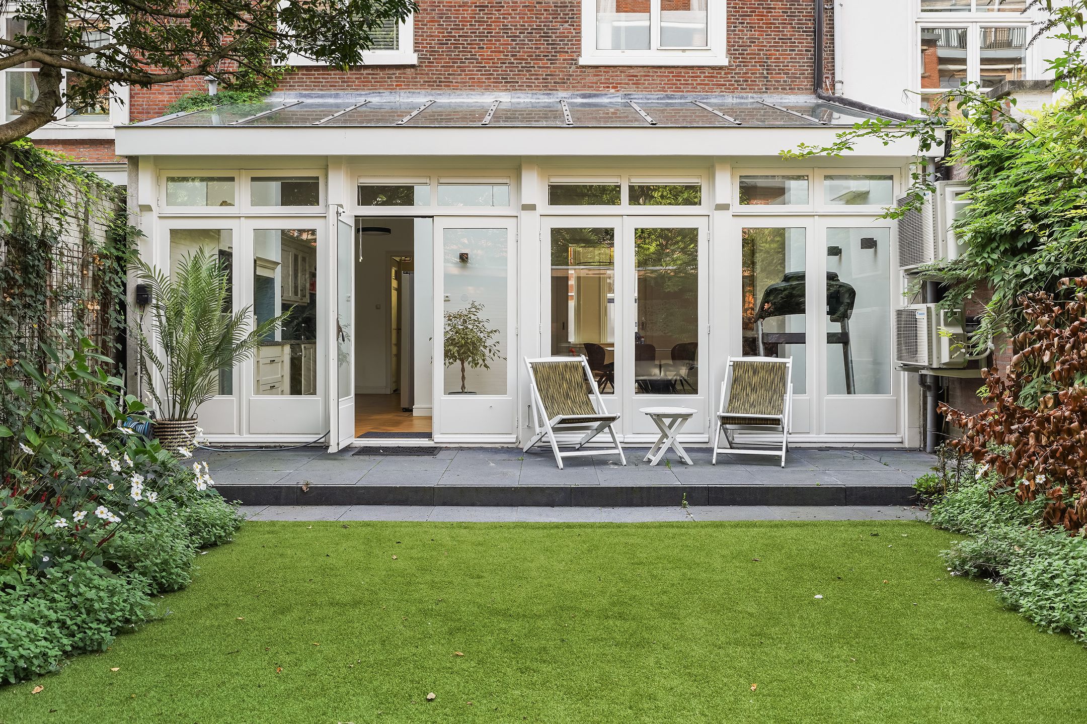 Photo 18 of Willemstraat 81