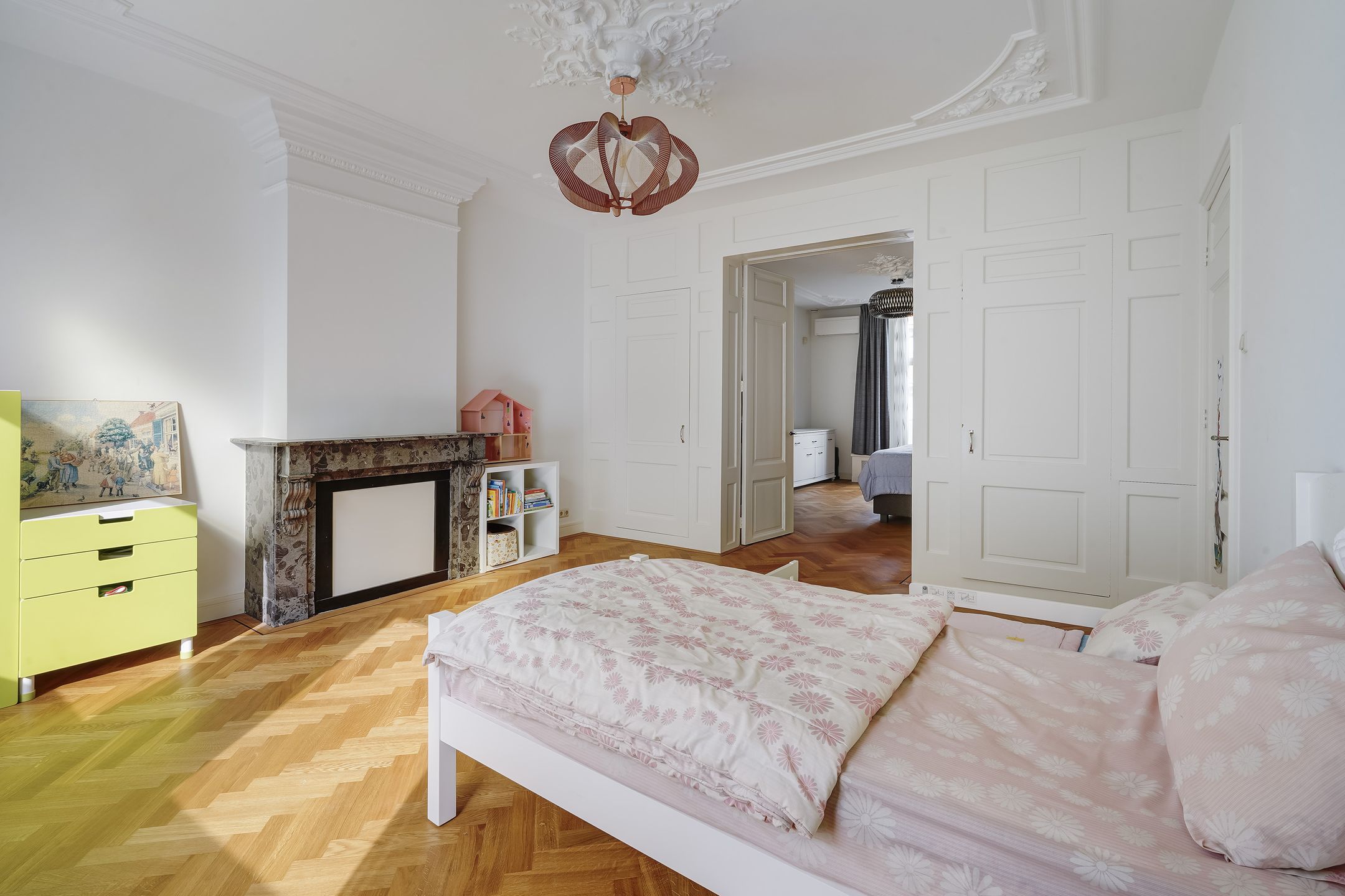 Photo 30 of Willemstraat 81