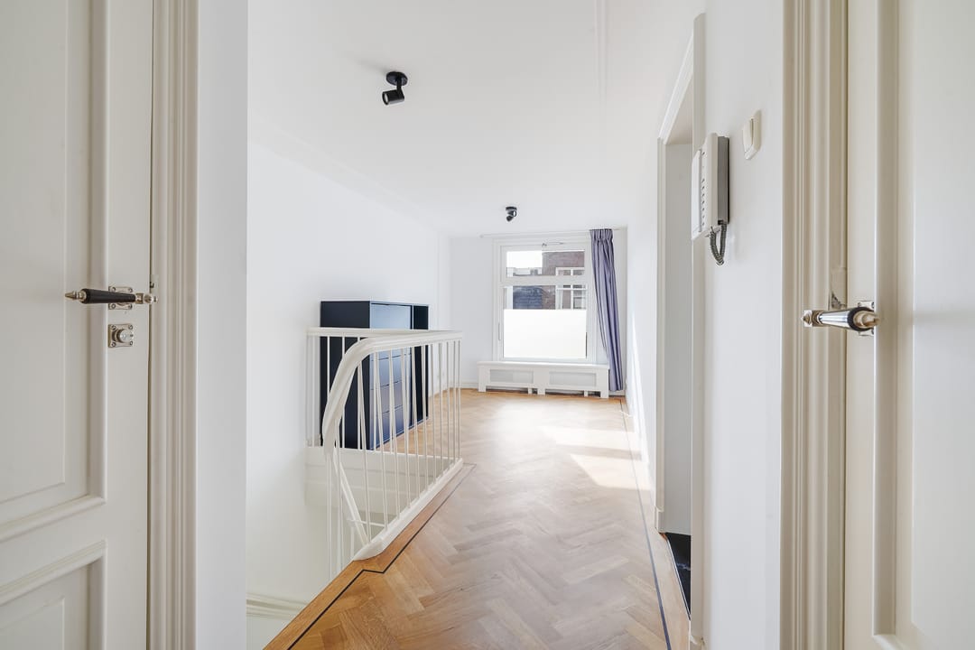 Photo 37 of Willemstraat 81