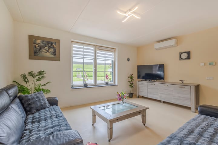 Photo 11 of Gelkenes 55