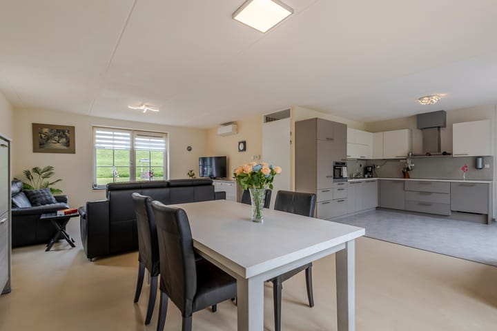 Photo 14 of Gelkenes 55