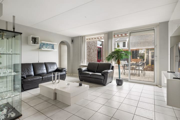 Photo 7 of Bingse Boogaard 17