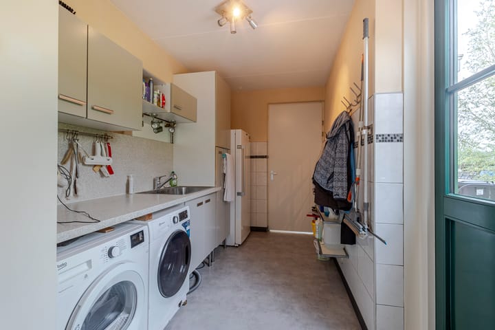 Photo 18 of Gelkenes 55