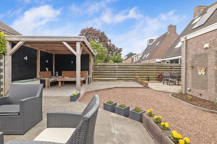 Photo 34 of Bingse Boogaard 17