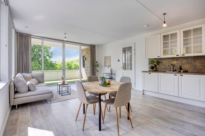 Foto 2 van De Gasperilaan 28