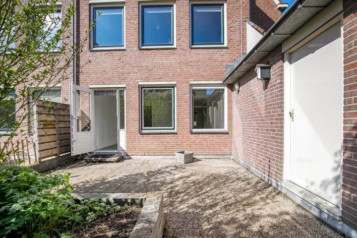 Foto 14 van Sint Janskerkhof 2