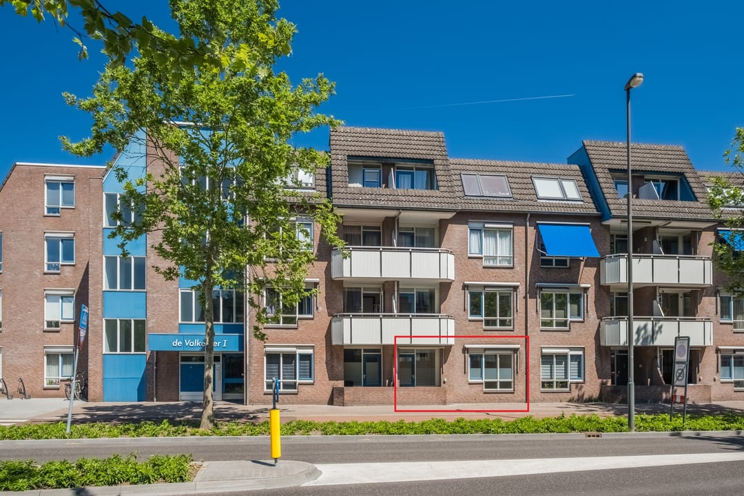 Foto 1 van Valkenierstraat 3