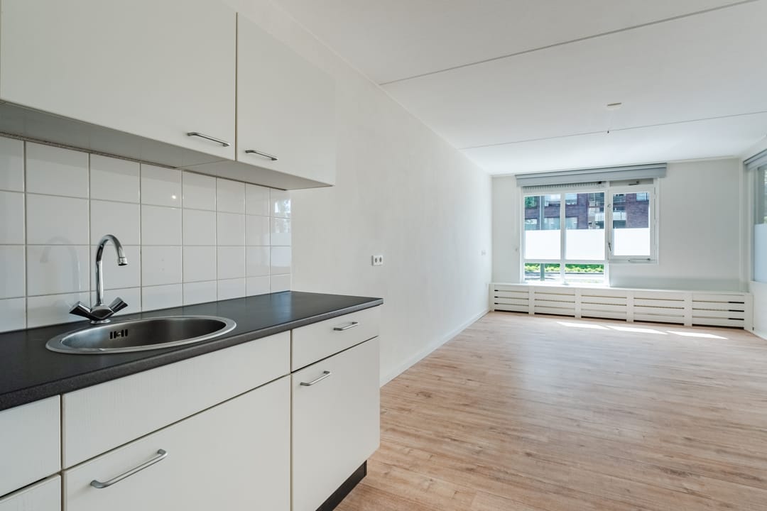 Foto 13 van Valkenierstraat 3