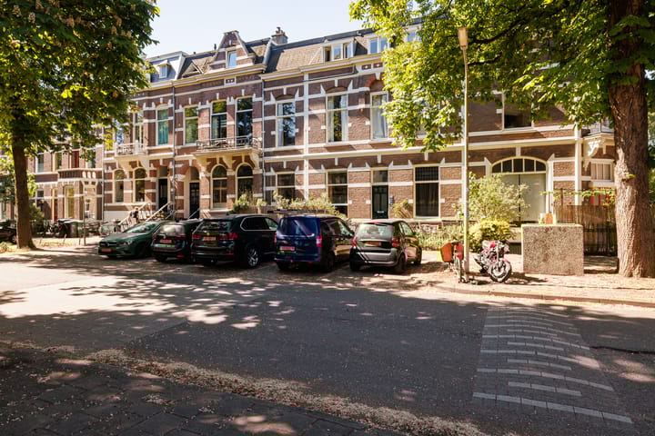 Foto 1 van van Slichtenhorststraat 48