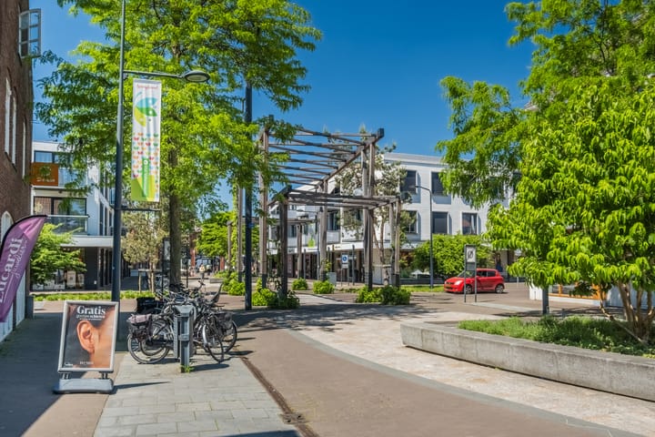 Foto 27 van Valkenierstraat 3