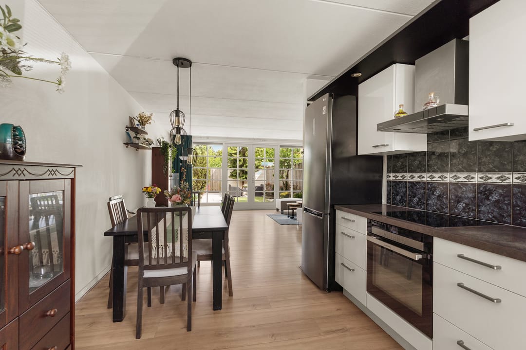 Photo 17 of Bob Marleystraat 48