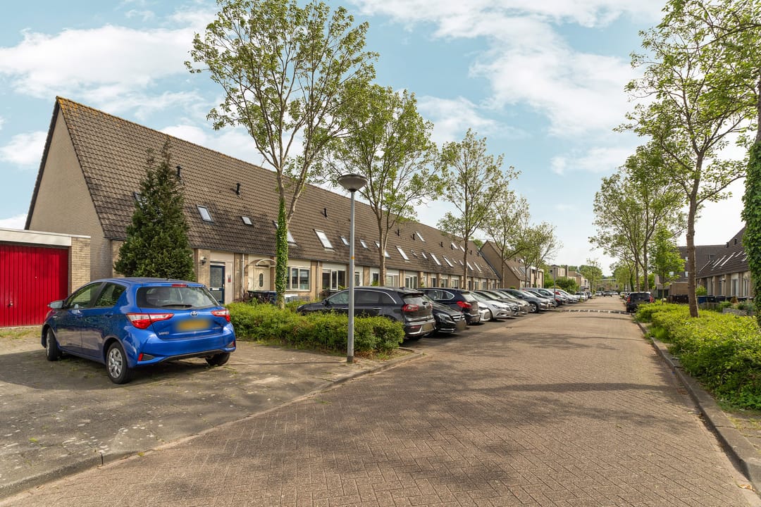 Photo 46 of Bob Marleystraat 48