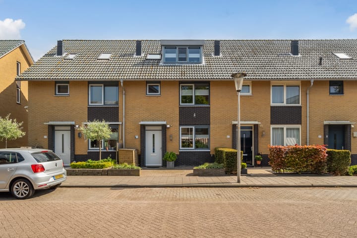 Foto 1 van Valkenierstraat 61