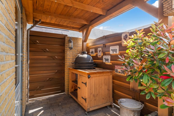 Foto 24 van Valkenierstraat 61