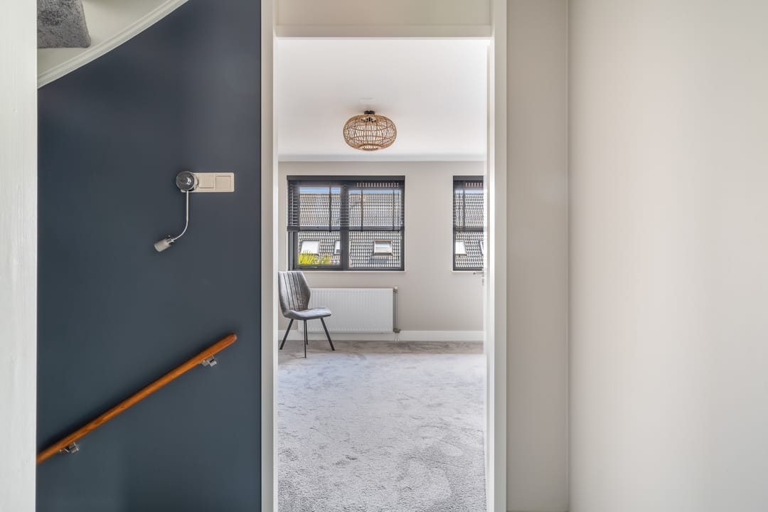 Foto 26 van Valkenierstraat 61