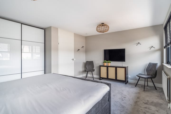 Foto 29 van Valkenierstraat 61