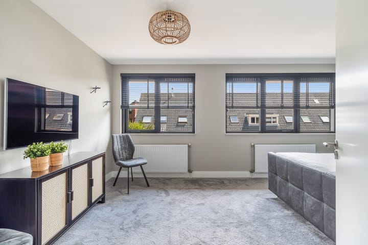 Foto 30 van Valkenierstraat 61