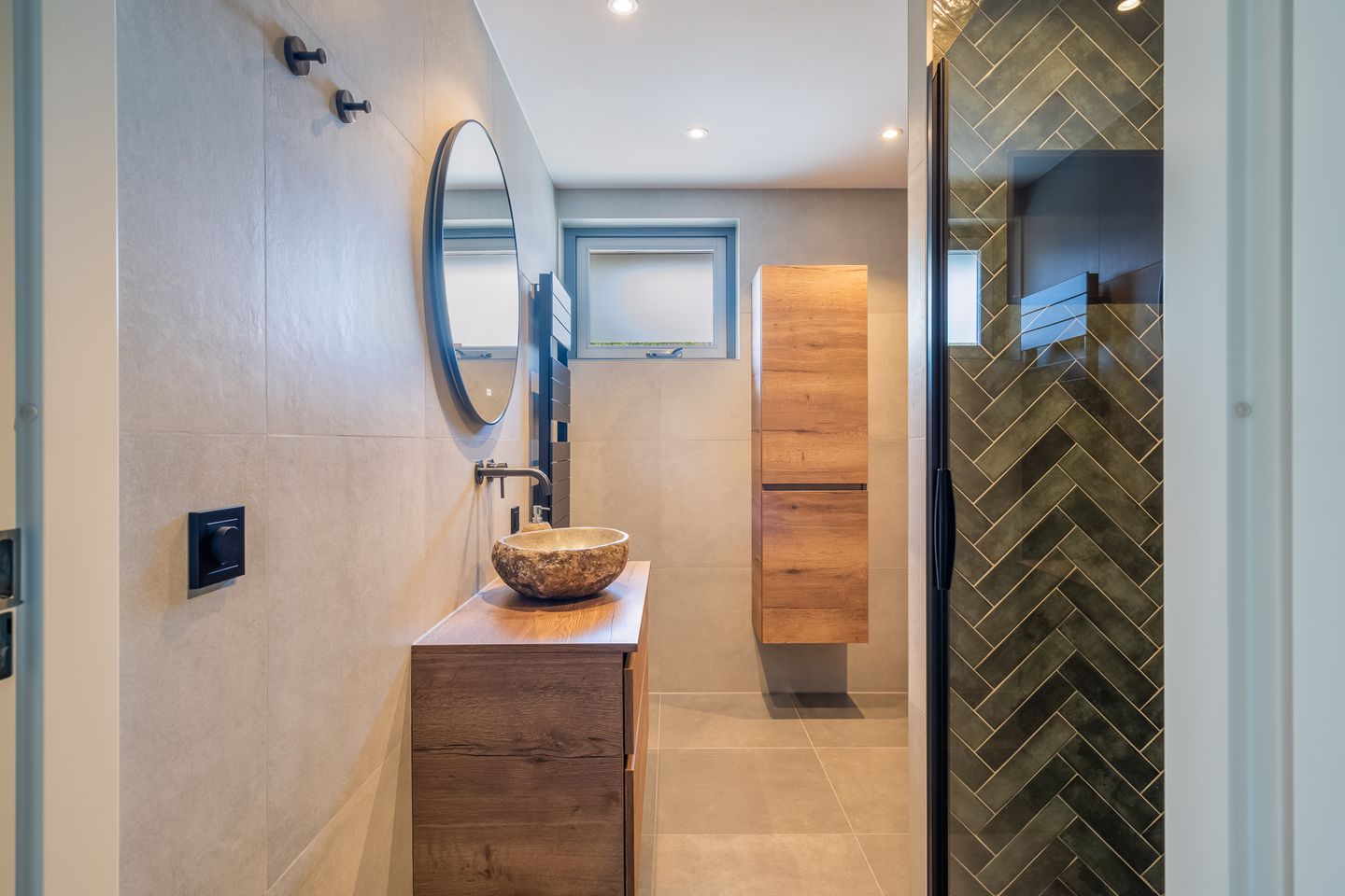 Foto 35 van Valkenierstraat 61