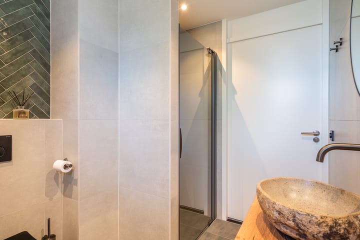 Foto 37 van Valkenierstraat 61