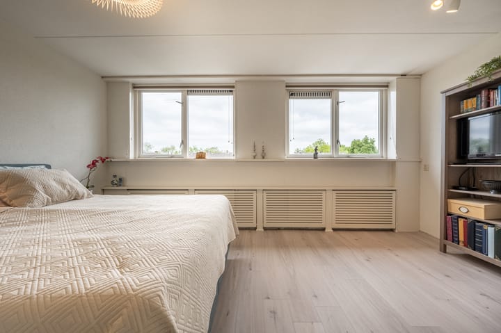 Photo 42 of Klaverruiter 31