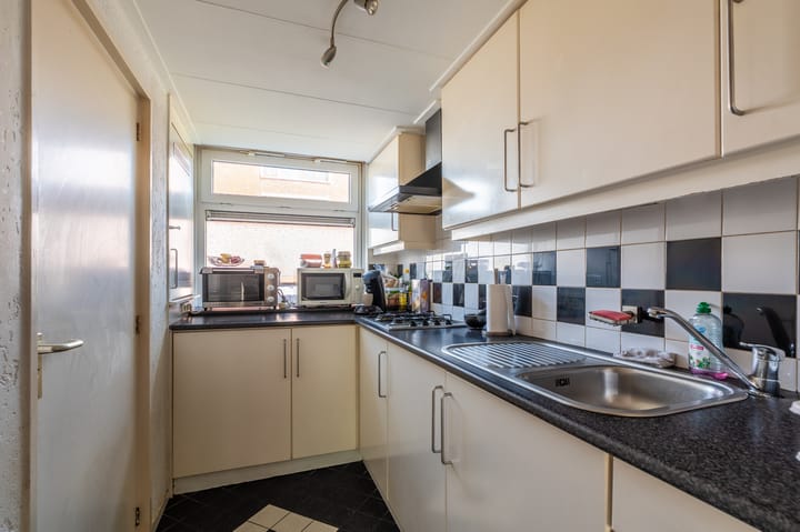 Photo 30 of Bartholomeus vd Helststr 49