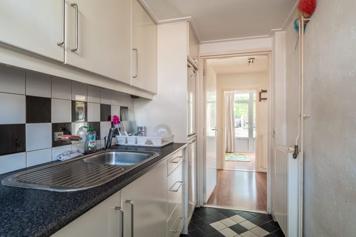 Photo 31 of Bartholomeus vd Helststr 49