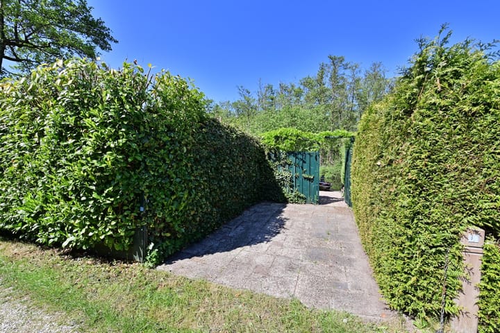 Foto 17 van Oud Loosdrechtsedijk 99 A nabij