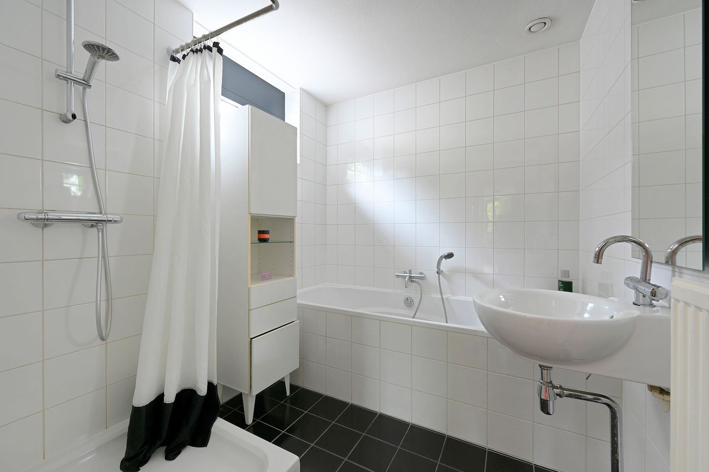 Photo 35 of Wethouder Sonneveldhof 3