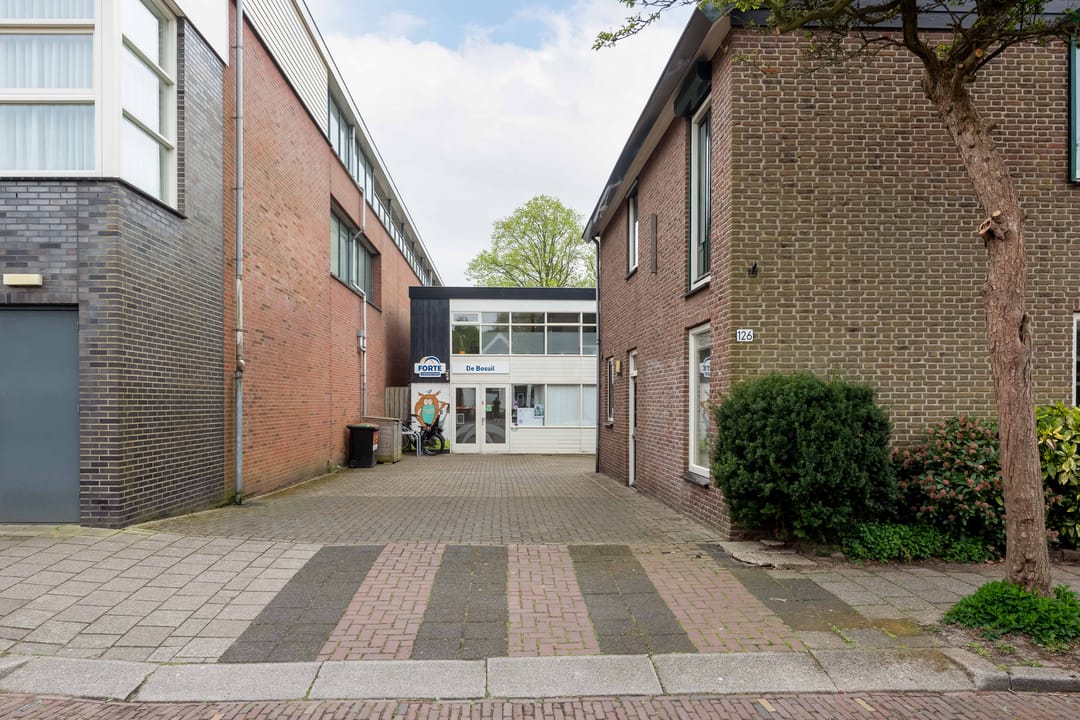 Foto 38 van Stationsweg 126