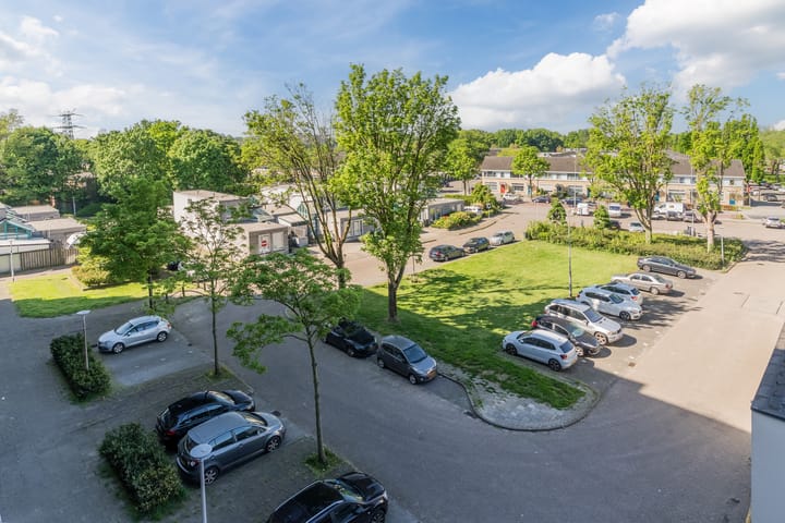 Foto 26 van Nederlandplein 13