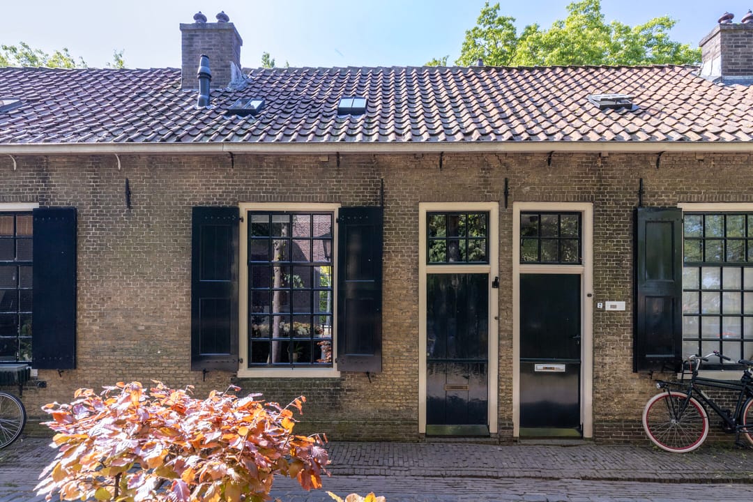 Foto 1 van Kerkplein 6