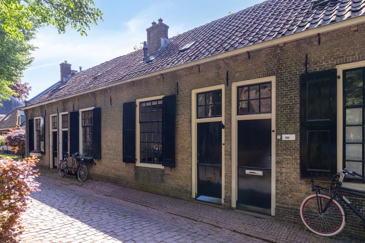 Foto 2 van Kerkplein 6