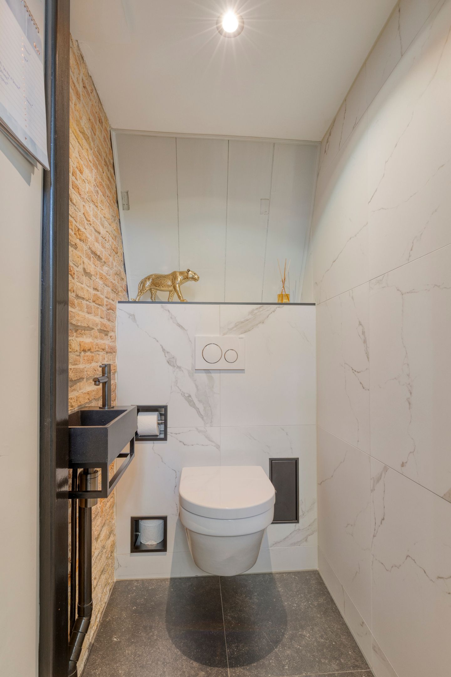 Foto 10 van Kerkplein 6