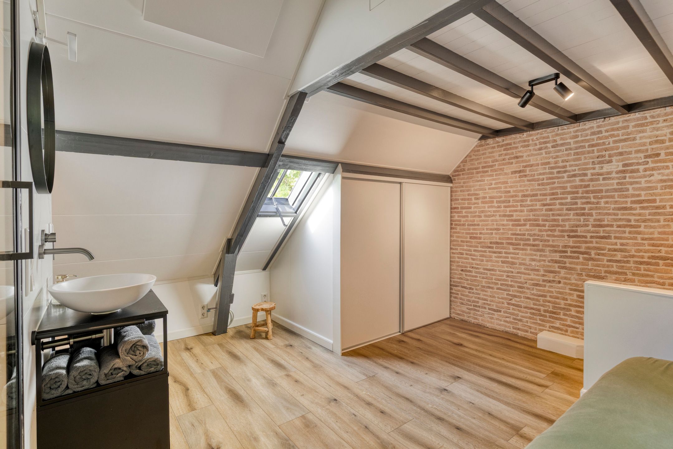 Foto 15 van Kerkplein 6