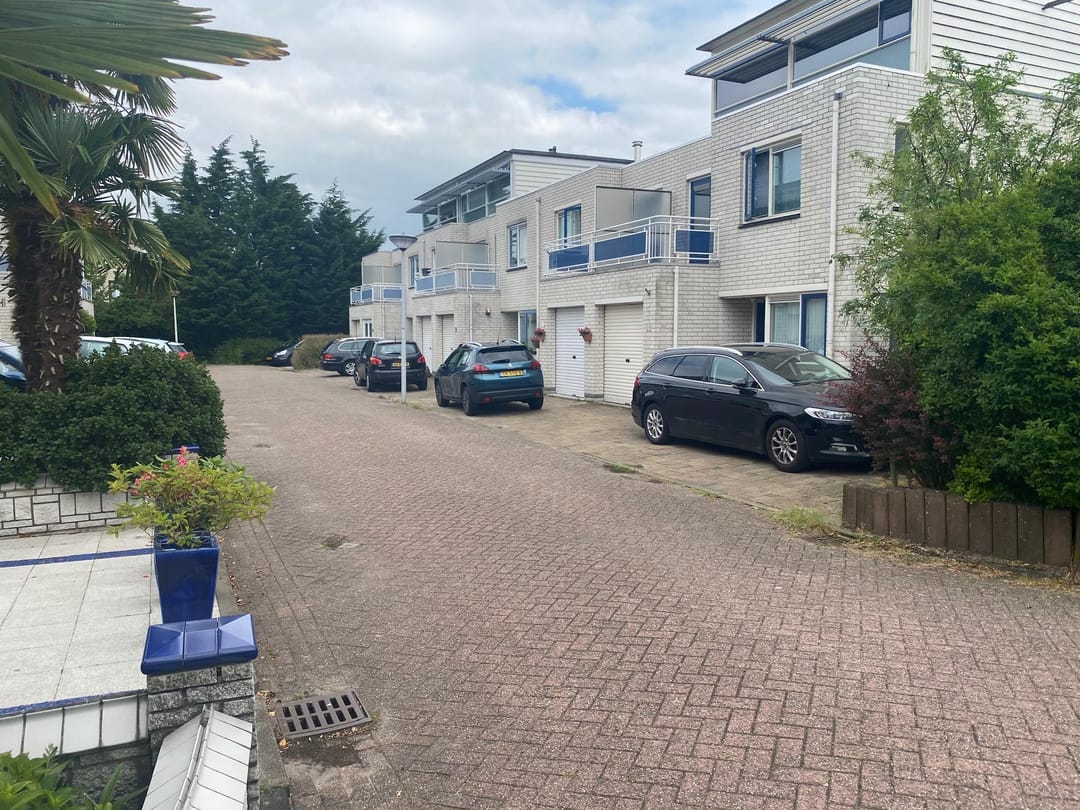 Foto 1 van Ir. van der Sluijsplantsoen 19