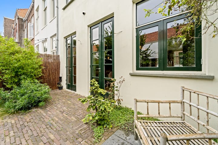 Foto 15 van 2e De Riemerstraat 93