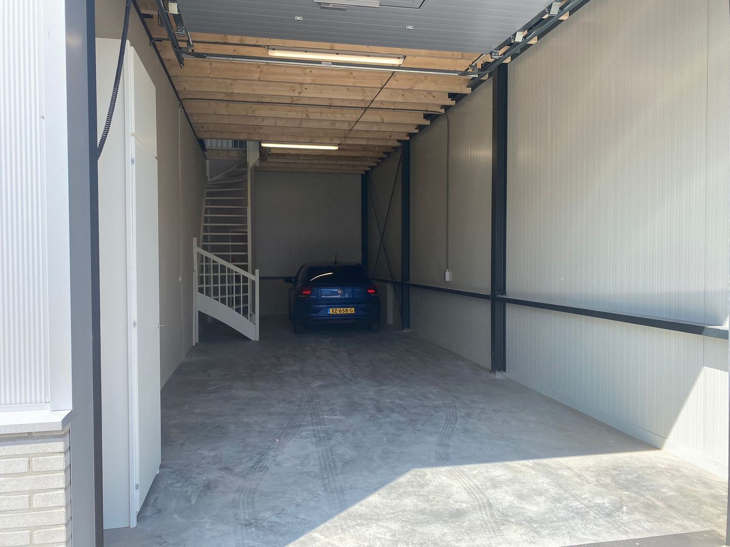 View photo 5 of Malerstraat 8-F