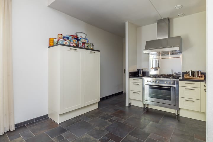 Foto 10 van Ernest Claesstraat 3