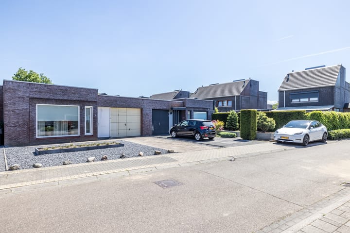 Foto 30 van Ernest Claesstraat 3