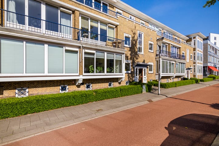 Foto 31 van Heliconweg 18