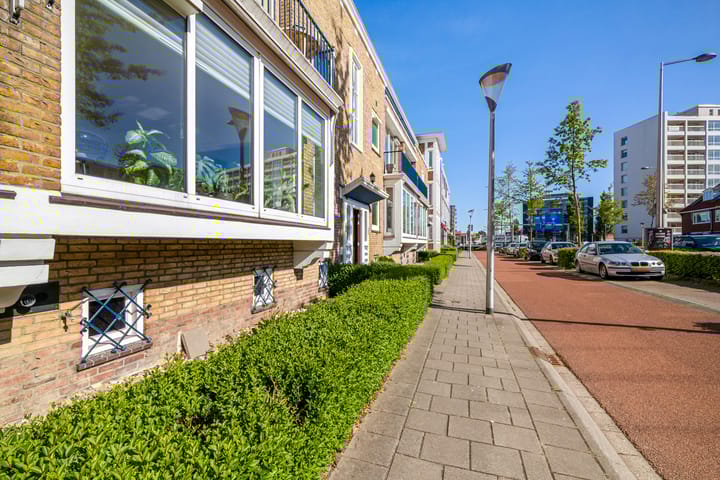 Foto 33 van Heliconweg 18