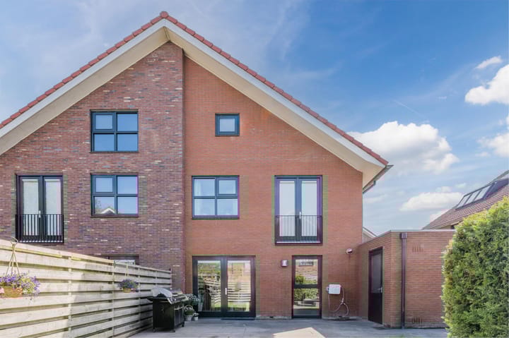 Foto 44 van Eppie Bultsmastraat 9