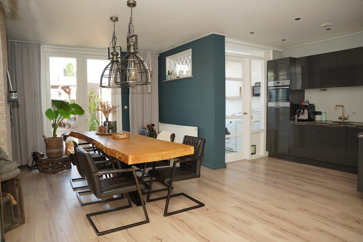 Foto 3 van Mr. J.E. Risseeuwstraat 15