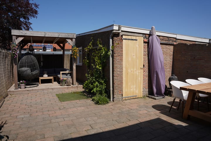 Foto 27 van Mr. J.E. Risseeuwstraat 15