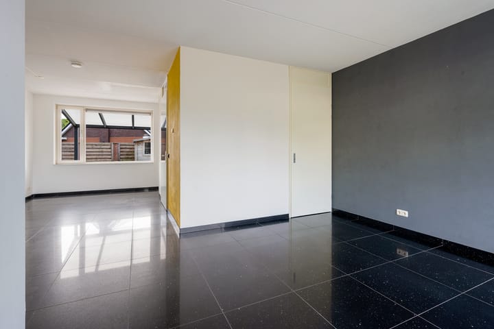 Foto 22 van Drostenstraat 28