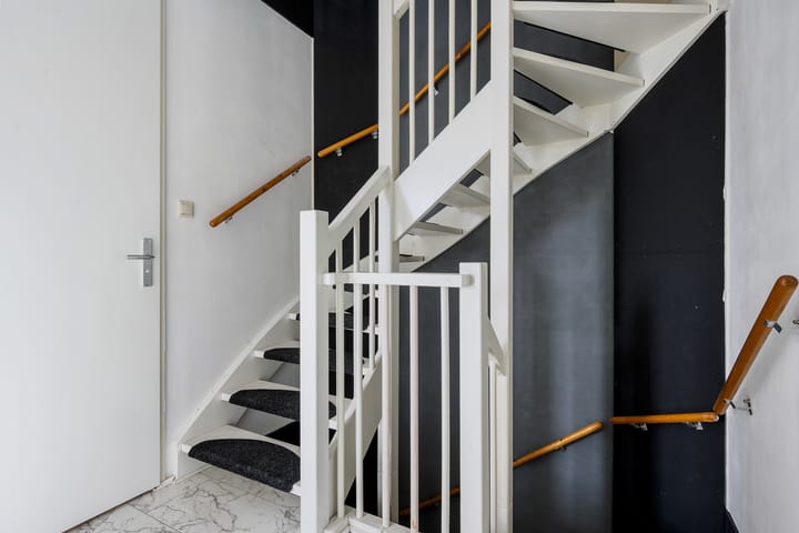 Foto 33 van Drostenstraat 28