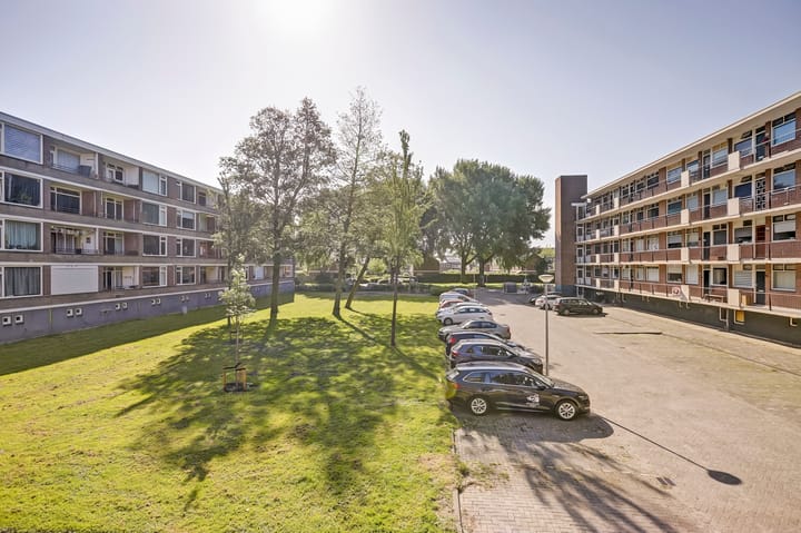 Foto 14 van Staringlaan 128