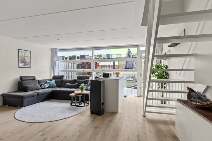 Foto 10 van Niels Bohrpad 15