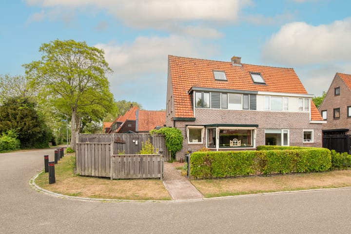 Foto 1 van Tuindorpweg 1